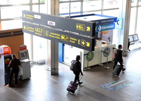 Lidosta "Rīga" aicina pasažierus sekot līdzi izmaiņām lidojumu grafikos