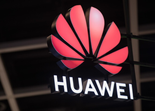 ASV vēl par 45 dienām atliek aizliegumu sadarboties ar "Huawei"