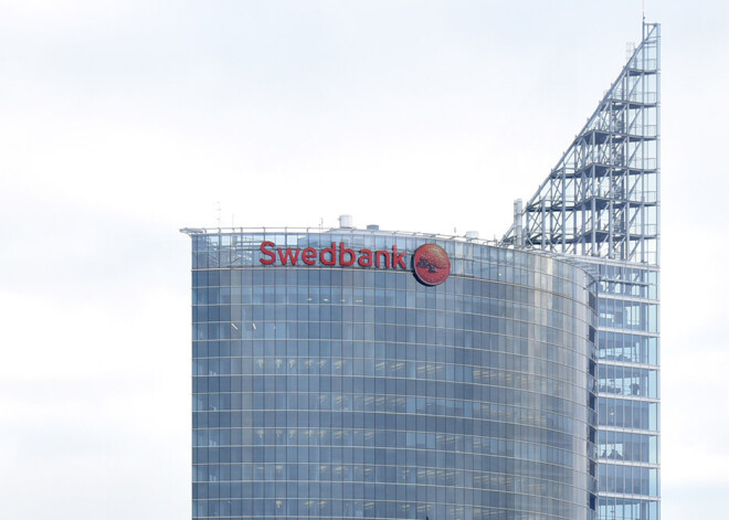 Caur "Swedbank" Baltijā notikušas 4.8 miljonu dolāru vērtas transakcijas, kas varētu būt pārkāpušas ASV sankcijas