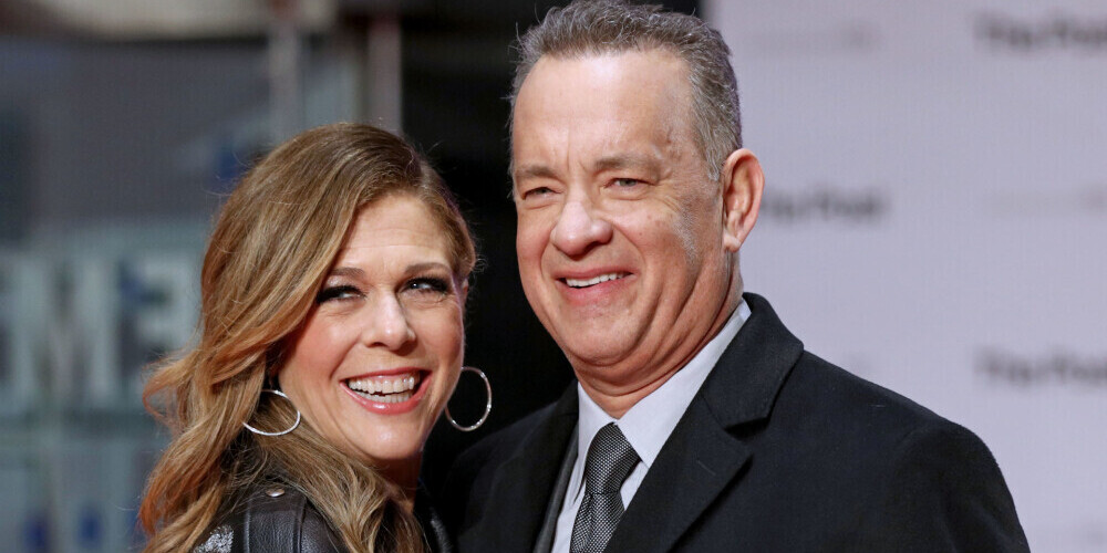 Holivudas aktierim Tomam Henksam un viņa sievai Ritai Vilsonei koronavīrusa tests ir pozitīvs