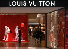 Koronavīruss: "Louis Vuitton" sāk ražot roku dezinfekcijas līdzekļus