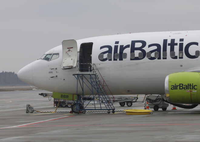 Aicina apturēt "airBaltic" sākto kolektīvo atlaišanu