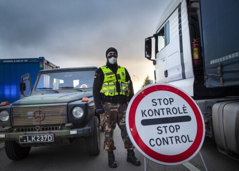  Kā norādījis premjerministrs Sauļus Skvernelis, ja risinājumus neizdosies atrast, šī problēma drīz vien var izvērsties humānajā krīzē. 