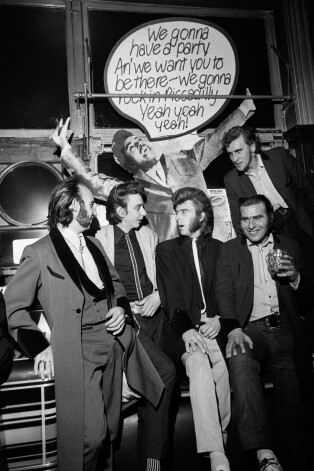 Одри Хэпберн в фильме «Смешная мордашка», 1957