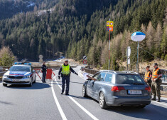 Mediji: simtiem eiropiešu inficējušies Austrijas slēpošanas kūrortā