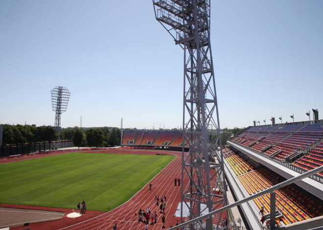 Nākamā gada hokeja pasaules čempionātam nepieciešamai "Daugavas stadiona" ledus hallei vēl nav izsniegta būvatļauja