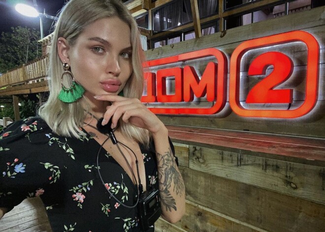 Участница "Дома-2" Анита Кобелева рассказала, как меняла внешность у хирурга и косметолога