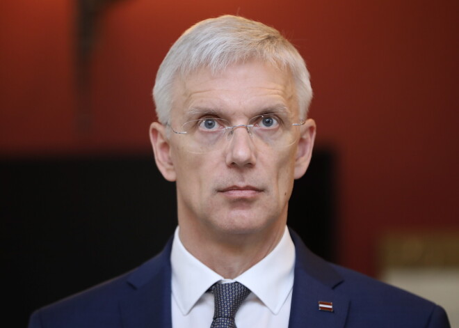 "Mēs izvilksimies cauri" - Kariņš sola paplašināt atbalstu uzņēmējiem Covid-19 krīzes laikā