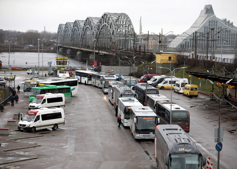 No 1.aprīļa vairākiem Pierīgas maršrutu autobusiem mainīsies galapunkta vieta Rīgā.