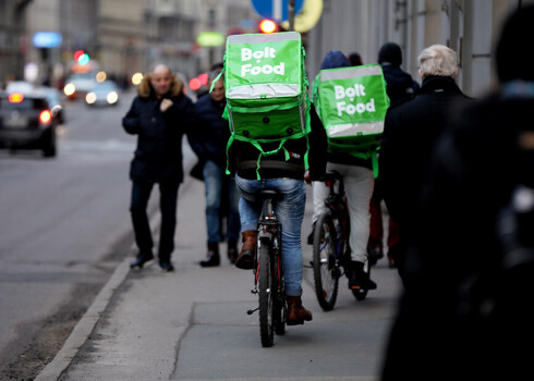 "Bolt Food" velokurjeri. 