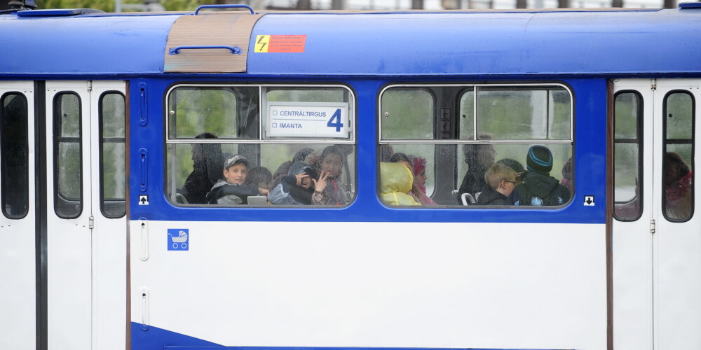 "Rīgas satiksmei" uzdots nekavējoties pārplānot sabiedriskā transporta kustību