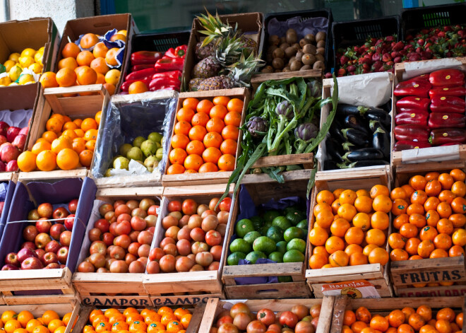 Женщина покашляла в магазине и испортила товары на 35 тысяч долларов