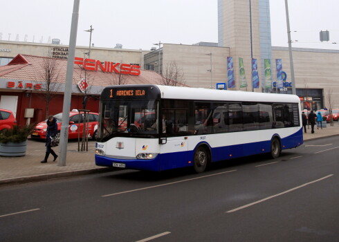 "Rīgas satiksme" autobuss.