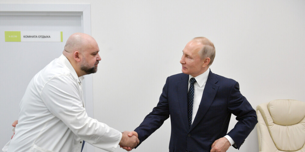 Главный врач инфекционной больницы, которую посещал Путин, заразился коронавирусом