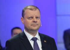 Lithuanian presidential candidate, Lithuania's Prime Minister Saulius Skvernelis, attends the televised live debate in Vilnius, Lithuania, on May 8, 2019. (Photo by Petras Malukas / AFP)