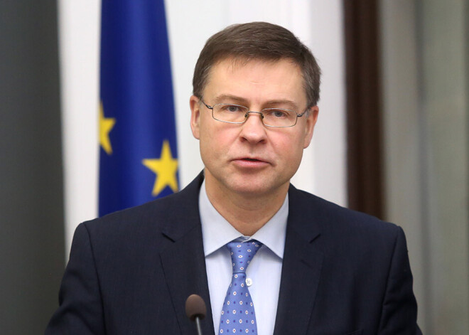 Dombrovskis par ES daudzgadu budžetu: "Covid-19 krīzes dēļ tam ir jābūt ambiciozākam par tagadējo"