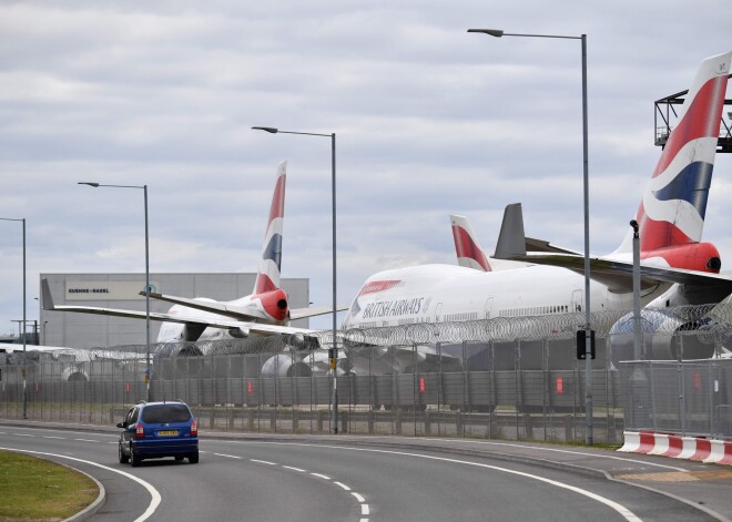 "British Airways" uz laiku atlaidīs 28 000 darbinieku