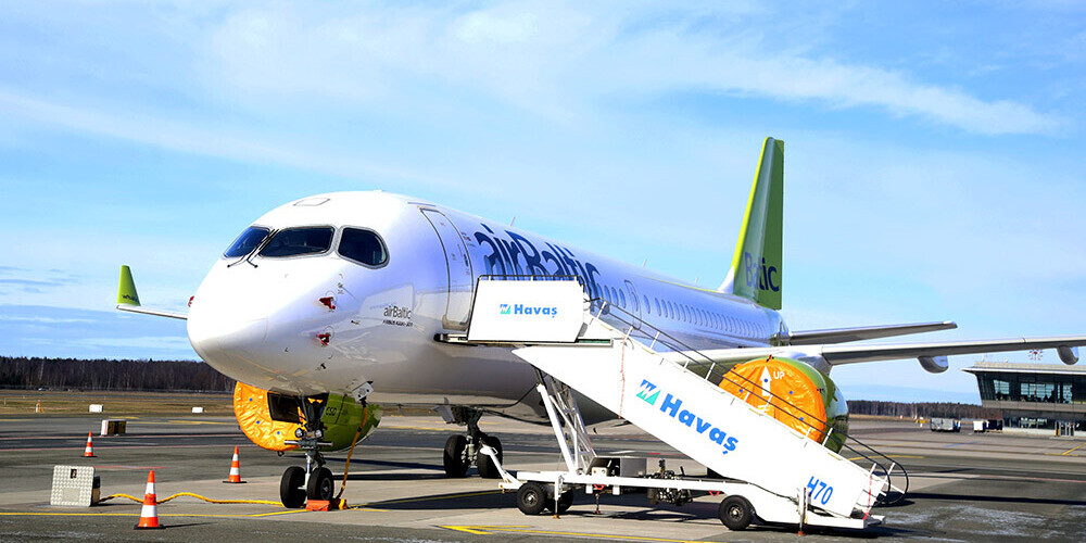 "airBaltic" līdz oktobra beigām atcels apmēram 50% plānoto reisu
