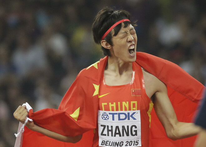 Atraktīvais Ķīnas augstlēcējs Džans Guovejs jau 28 gadu vecumā atvadās no sporta