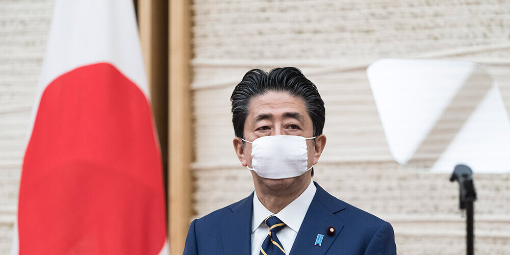 Japānas premjers pandēmijas dēļ izsludina ārkārtas stāvokli