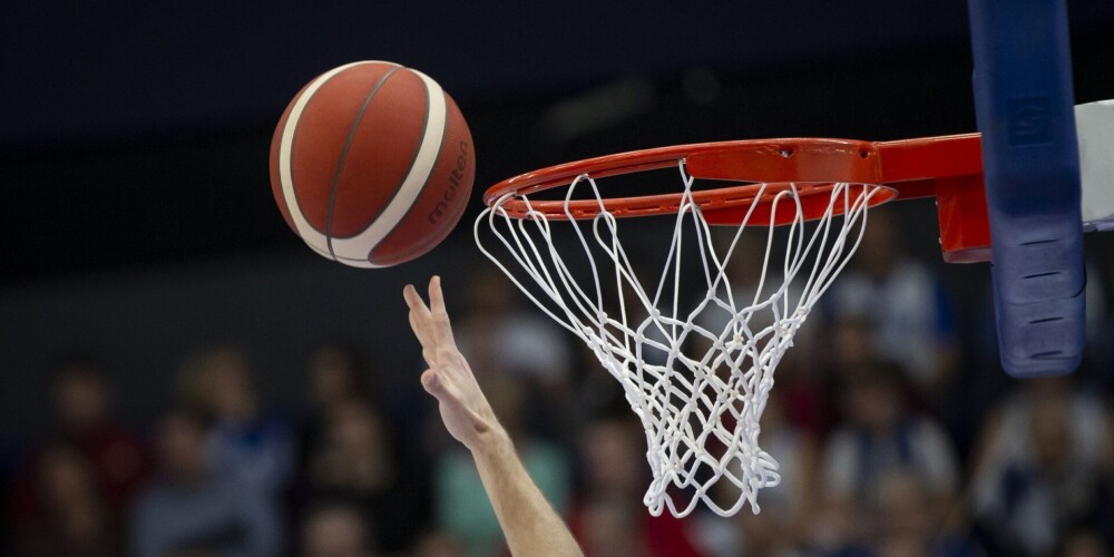 FIBA atceļ vasarā plānotos Eiropas jauniešu čempionātus; paredzamas izmaiņas arī pieaugušo čempionātu kalendāros