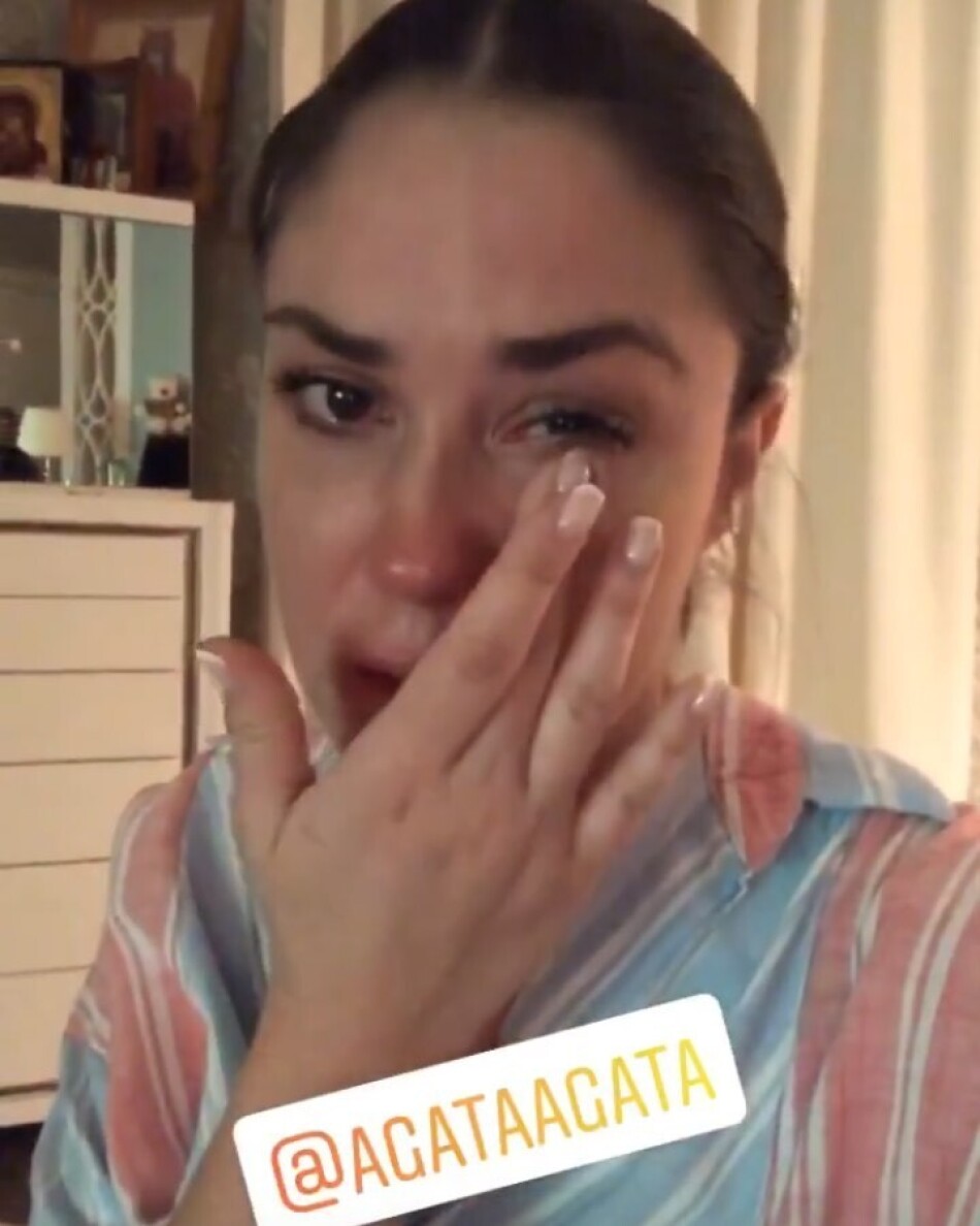 Павел Прилучный избил Агату Муцениеце