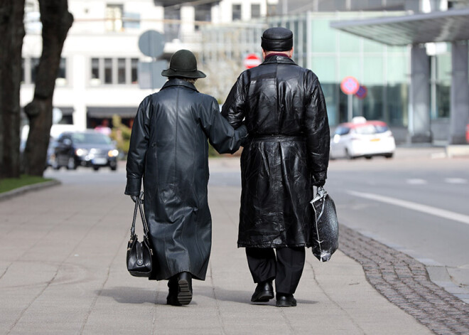 VID izmaksā dīkstāves pabalstu arī Covid-19 uzņēmumu valdes locekļiem un strādājošiem pensionāriem