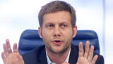 Корчевников влепил малахову тортом за что. Смотреть фото Корчевников влепил малахову тортом за что. Смотреть картинку Корчевников влепил малахову тортом за что. Картинка про Корчевников влепил малахову тортом за что. Фото Корчевников влепил малахову тортом за что
