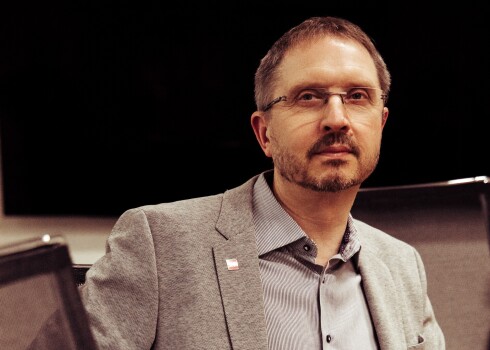 "Veiksmīgu uzņēmēju no neveiksmīga atšķir viens pareizs lēmums. Tev var būt 50 kļūdu, bet jābūt 51 pareizam lēmumam," saka Normunds Bergs.