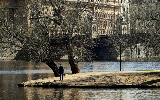 Prāgas tukšais parks.