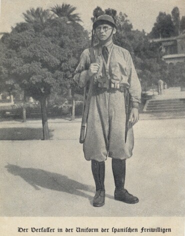 Slavenākais Latvijas pārstāvis Spānijas pilsoņu kara frontes otrā pusē bija itāļu ārzemju leģionā karojušais vācbaltietis Harijs fon Tranzē, kurš savus piedzīvojumus vēlāk aprakstīja grāmatā.