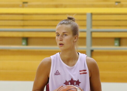 Latvijas basketbolisti Kitiju Laksu WNBA draftā izvēlas Sietlas "Storm" komanda