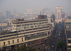 City is covered with smoke due to the ground fire raging in the Kyiv Region