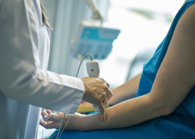 Как правильно отправляться к врачу в Латвии во время пандемии?