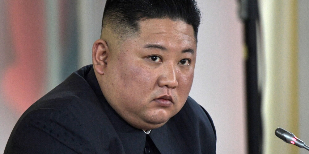 Avoti ASV ziņo, ka Kimam Čenunam veikta nopietna operācija