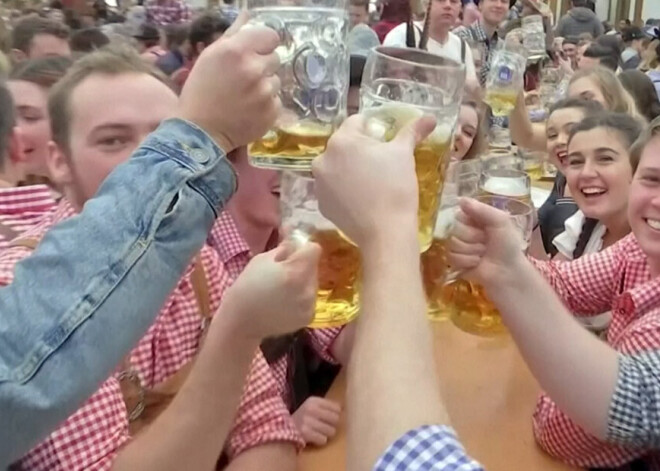 Covid-19 pandēmijas dēļ Vācijā atceļ slavenos alus svētkus "Oktoberfest"