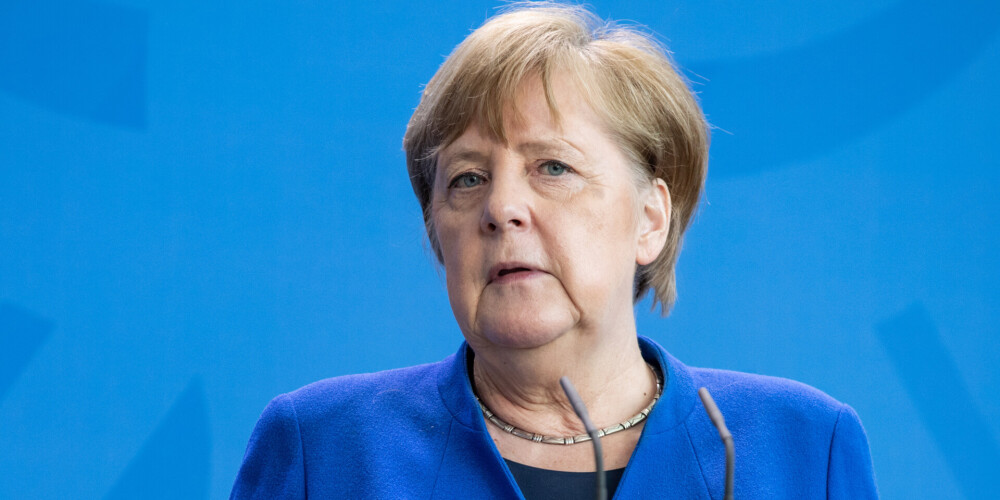 Merkele: Vācija atrodas koronavīrusa pandēmijas sākumā