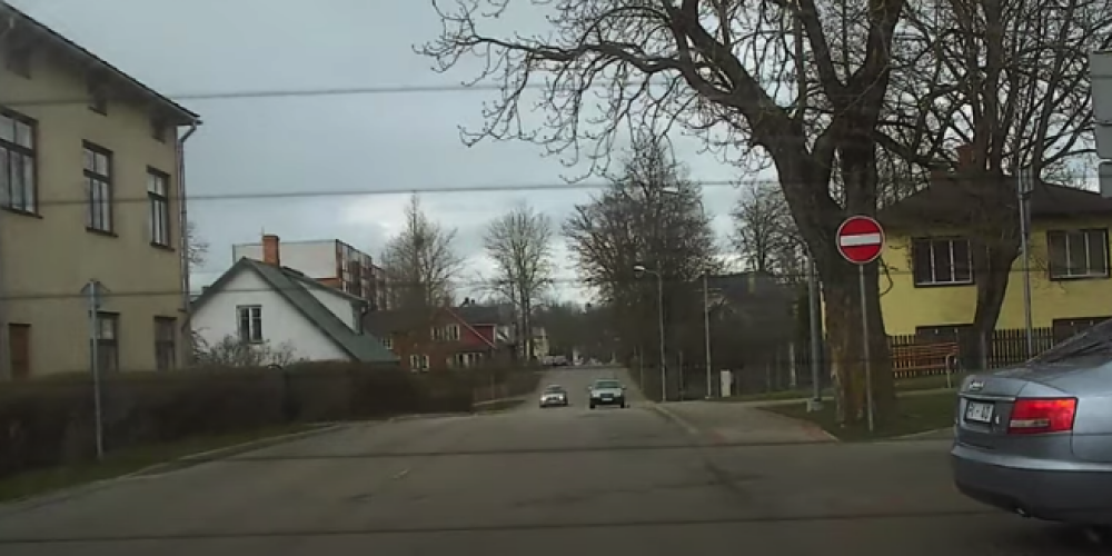 VIDEO: Alūksnē kāds jaunietis vienā dienā divas reizes tiek noķerts par ātruma pārsniegšanu