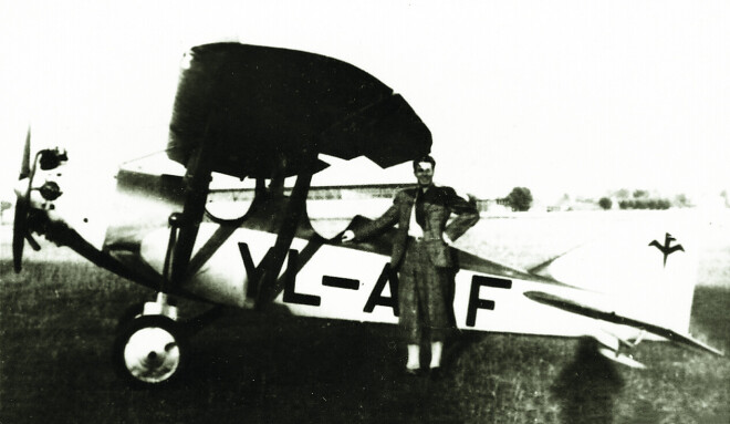 1929. gadā "Christine Backman" ražotnē tapusī sporta lidmašīna "Vanadziņš".