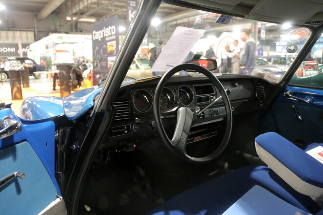 "Deviņvīri" apciemoja klasisko auto izstādi Milānā un pat apjuka visā tur redzētajā motorizētās dailes parādē...