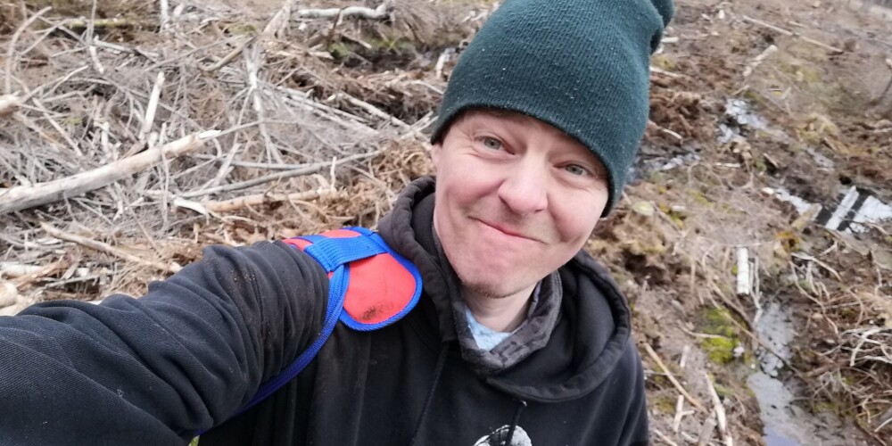 Lauris pauž prieku, ka guvis iespēju fiziski darboties, patīkami nogurt, būt svaigā gaisā, dabā un lielisku cilvēku kompānijā.