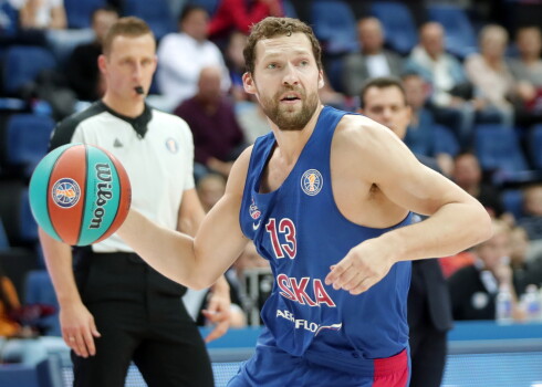 Jāņa Strēlnieka pārstāvētais Maskavas CSKA basketbola klubs zaudēs galveno sponsoru.