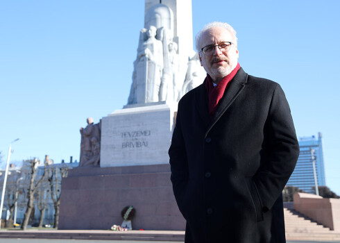 "Satversmes sapulcē tauta īstenoja savu pašnoteikšanos un apliecināja savu gribu dzīvot neatkarīgā, demokrātiskā republikā," pauda Valsts prezidents.