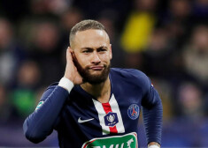 Brazīlijas futbola zvaigzne Neimars.