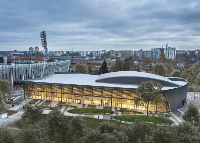 FOTO: sākta Daugavas stadiona ledus halles būvniecība