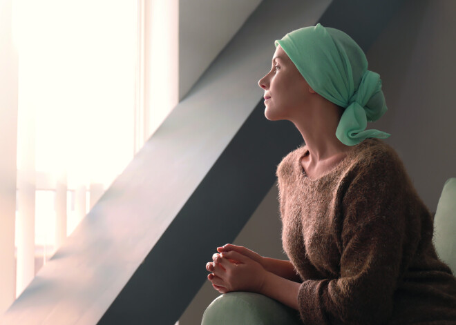 Kā pandēmijas laikā sadzīvot ar diagnozi – vēzis. Saruna ar onkologu Jāni Kāpostiņu