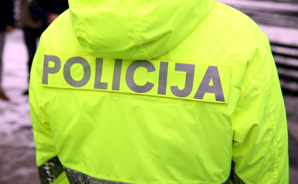 Valsts policija pabeidz izmeklēšanu lietā par laupīšanu Ventspilī