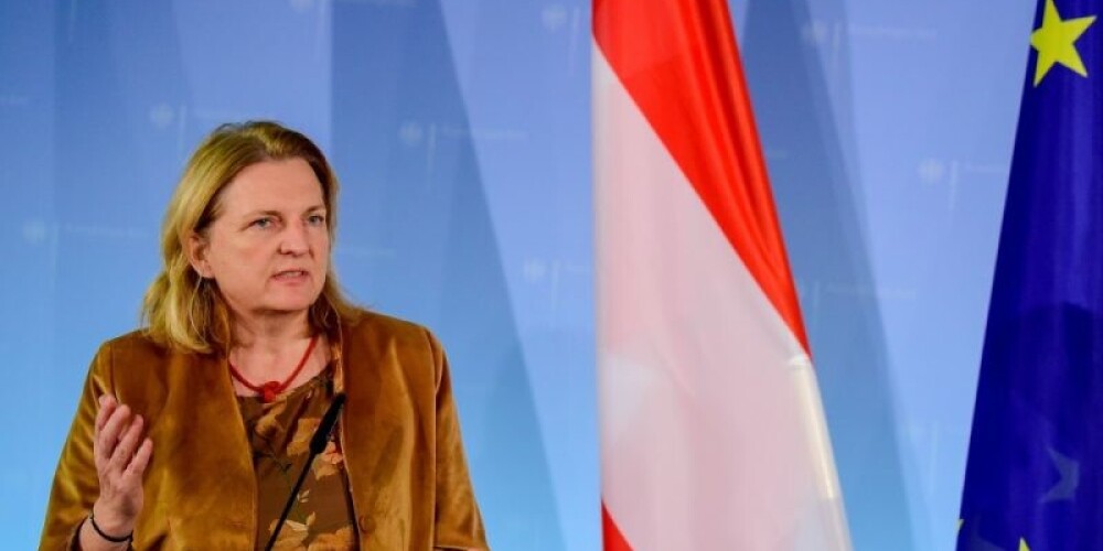 Austrijas eksministre sāk publicēties Kremļa telekanāla RT vietnē
