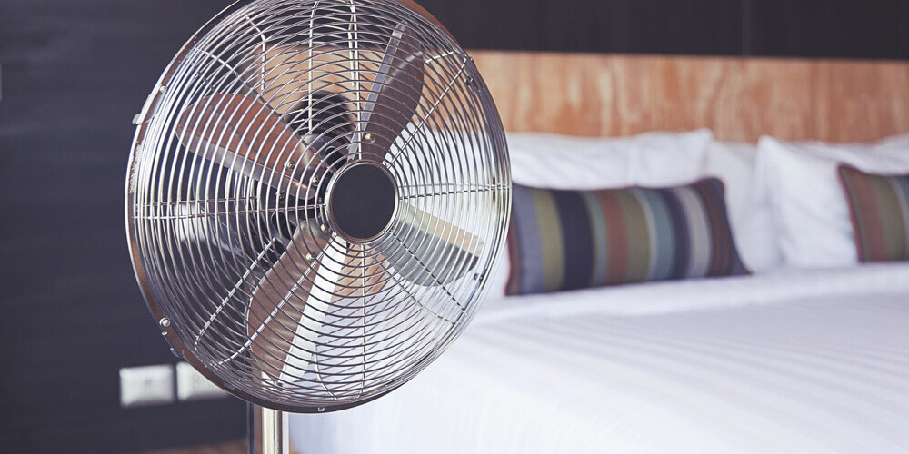 Mobilais kondicionieris vai ventilators jūsu mājoklim: kā izvēlēties piemērotāko?