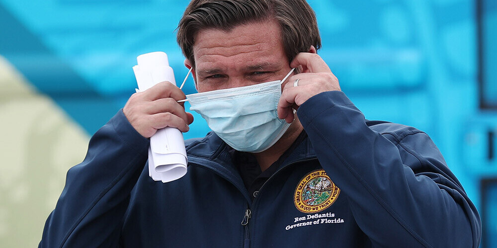 "Visi profesionālie sporti ir laipni lūgti, lai trenētos un aizvadītu spēles," teica Desantis.